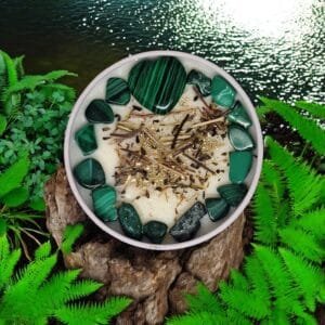 Emerald Vibes Candle with Malachite stones - Transformation & Abundance